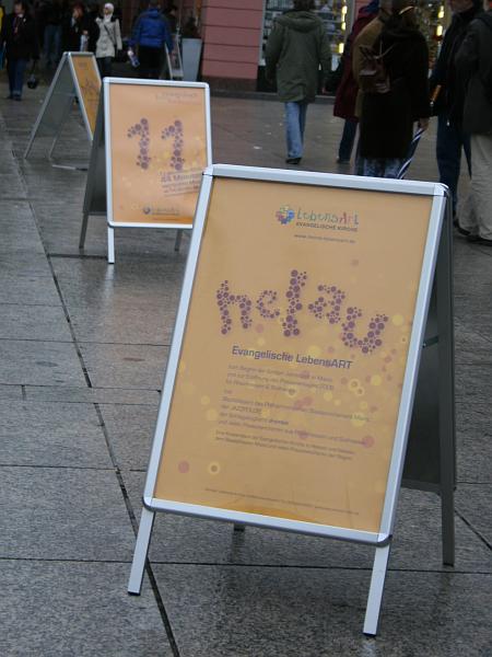 Die Aktion E L F leuchtet im Fassenachtstreiben in Mainz